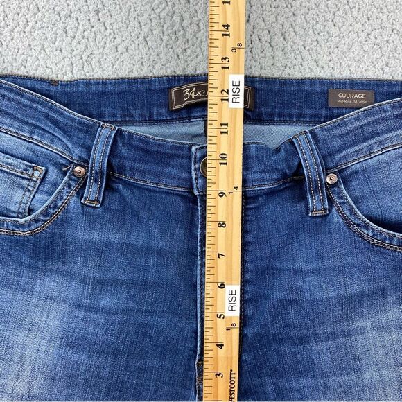 34 Heritage Men's Courage Mid-Rise Straight Jeans  |   Size:  36 - Picture 9 of 15